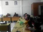 komisi-a-dprd-kota-palangkaraya-saat-menerima-rombongan-pkl_20150612_162709.jpg