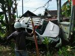 kondisi-mobil-toyota-hilux-menabrak-box-listrik-di-kusan-hilir-tanahbumbu.jpg