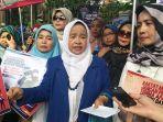 koordinator-aksi-puluhan-emak-emak-pendukung-prabowo-sandiaga.jpg