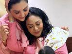 krisdayanti-dan-ashanty-sandang-status-nenek-cantik.jpg