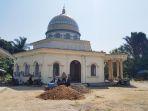 kubah-makam-datu-gadung.jpg
