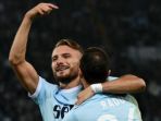 lazio-ciro-immobile-kiri-merayakan-gol-yang-dia-cetak-ke-gawang-cagliari_20171215_061100.jpg