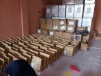 logistik-yang-belum-didistribusikan-tinggal-kotak-suara_20180624_173749.jpg