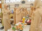 lomba-memasak-ibu-dharma-wanita_20151125_150329.jpg