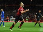 luke-shaw-merayakan-gol-manchester-united-ke-gawang-leicester-city_20180811_060014.jpg