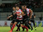 madura-united-vs-persija_20180108_222653.jpg