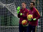 marc-andre-ter-stegen-dan-claudio-bravo_20160715_072331.jpg