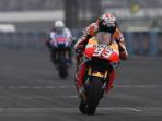 marc-marquez-mampu-menang-atas-jorge-lorenzo_20150810_102010.jpg
