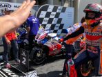 marc-marquez-merayakan-kemenangannya-di-motogp-prancis_20180520_215914.jpg