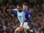 mateo-kovacic-mengawal-raheem-sterling-chelsea-manchester-city-liga-inggris-premier-league.jpg
