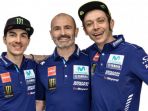maverick-vinales-massimo-meregalli-direktur-tim-movistar-yamaha-dan-valentino-rossi_20180210_073816.jpg