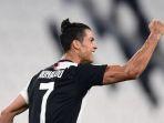megabintang-critiano-ronaldo-merayakan-gol-juventus-ke-gawang-lecce.jpg
