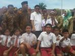 menteri-pendidikan-muhadjir-effendy-bersama-siswa-sd-negeri-020-jalan-jelarai-raya-tanjung-selor_20161101_144906.jpg