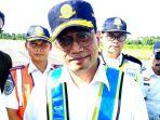 menteri-perhubungan-budi-karya-sumadi-saat-mengunjungi-bandara-i-laga-ligo.jpg