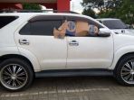mobil-fortuner-bp-805-aq-milik-haryanto-korban-ecah-keca_20171207_212858.jpg