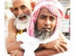 mohammed-rasheed-menggendong-ayahnya-selama-ibadah-haji_20170902_082014.jpg