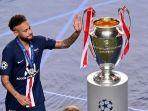 neymar-meluapkan-kesedihan-setelah-gagal-meraih-trofi-liga-champions-musim.jpg