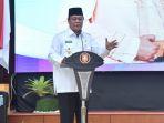 paman-birin-mengimbau-jajarannya-untuk-membantu-jemaah-haul-guru-sekumpul.jpg