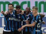 para-pemain-inter-milan-merayakan-gol-yang-dicetak-oleh-alessandro-bastoni.jpg