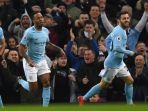 para-pemain-manchester-city-sergio-aguero-raheem-sterling-dan-bernardo-silva_20180220_055341.jpg