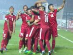 para-pemain-timnas-indonesia-merayakan-gol-hansamu-yama_20161214_221503.jpg