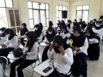 para-peserta-latihan-kerja-di-blk-disnaker-tapin-saat-mengikuti-pembukaan-pelatihan-kerja.jpg