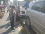 parkir-di-atas-trotoar_20160110_113944.jpg