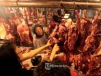 pasar-daging-sapi-dan-ayam_20150617_103138.jpg