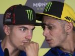 pebalap-motogp-dari-tim-movistar-yamaha-maverick-vinales-kiri-dan-valentino-rossi_20170926_083946.jpg