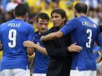 pelatih-italia-antonio-conte_20160630_065851.jpg