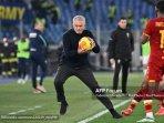pelatih-jose-mourinho-pada-as-roma-vs-hellas-verona-fc.jpg