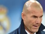 pelatih-real-madrid-zinedine-zidane_20170318_073629.jpg