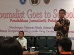 pelatihan-tentang-ilmu-jurnalistik-di-kalangan-sekolah-melalui-kepala-sekolah-dan-guru_20170910_090438.jpg