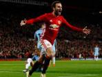 pemain-manchester-united-juan-mata_20161027_075037.jpg