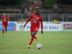 pemain-persija-jakarta-makan-konate-5.jpg