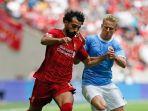 pemain-sayap-liverpool-mohamed-salah-ditempel-bek-manchester-city.jpg