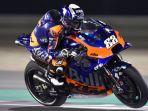 pembalap-tim-ktm-miguel-oliveira-saat-melakoni-seri-perdana-motogp-qatar.jpg