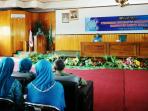 pembukaan-workshop-kecakapan-keorangtuaan-di-aula-dprd-kabupaten-batola_20150824_121438.jpg