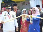 pemkab-balangan-pemotongan-pita-yang-dilakukan-ketua-ddin.jpg
