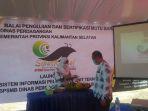 pemotongan-tumpeng-pada-peluncuran-aplikasi-pelayanan-berbasis-wab.jpg