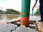 penampakan-penutup-besi-lantai-pasar-terapung-hilang.jpg
