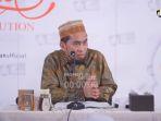 pendakwah-ustadz-adi-hidayat-menjelaskan-amalan-berupa-dzikir-as.jpg