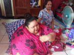 penderita-obesitas-titi-wati-37-hingga-kamis-1012019-masih-di-rumahnya.jpg
