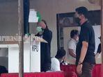 penghitungan-suara-di-tps-07-jalan-pelabuhan-ferry-batulicin-kabupaten-tanbu-kalsel-rabu-09122020.jpg
