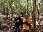 pengunjung-memasuki-taman-nasional-sebangau.jpg