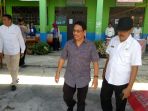 penjabat-bupati-kapuas-cek-beberapa-tps_20180627_135654.jpg