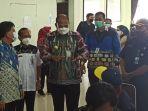 penjabat-gubernur-kalsel-safrizal-ma-tinjau-vaksinasi-di-rsud-ulin-banjarmasin.jpg