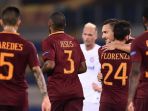 penyerang-as-roma-francesco-totti-tengah_20170202_065602.jpg