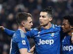 penyerang-juventus-cristiano-ronaldo-berselebrasi-usai-mencetak-gol-dalam-pertandingan.jpg