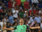 penyerang-timnas-portugal-cristiano-ronaldo_20160708_193342.jpg